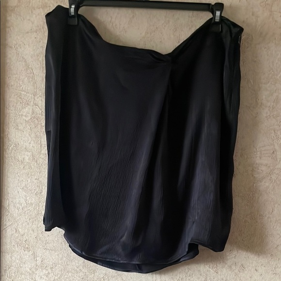 Forever 21 Skirt Size 3X NWT - Picture 1 of 8